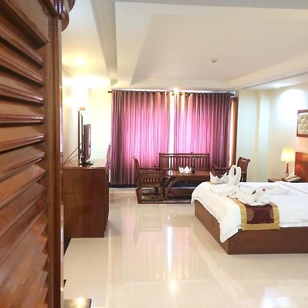 Huang Ting Hotel 金边 外观 照片