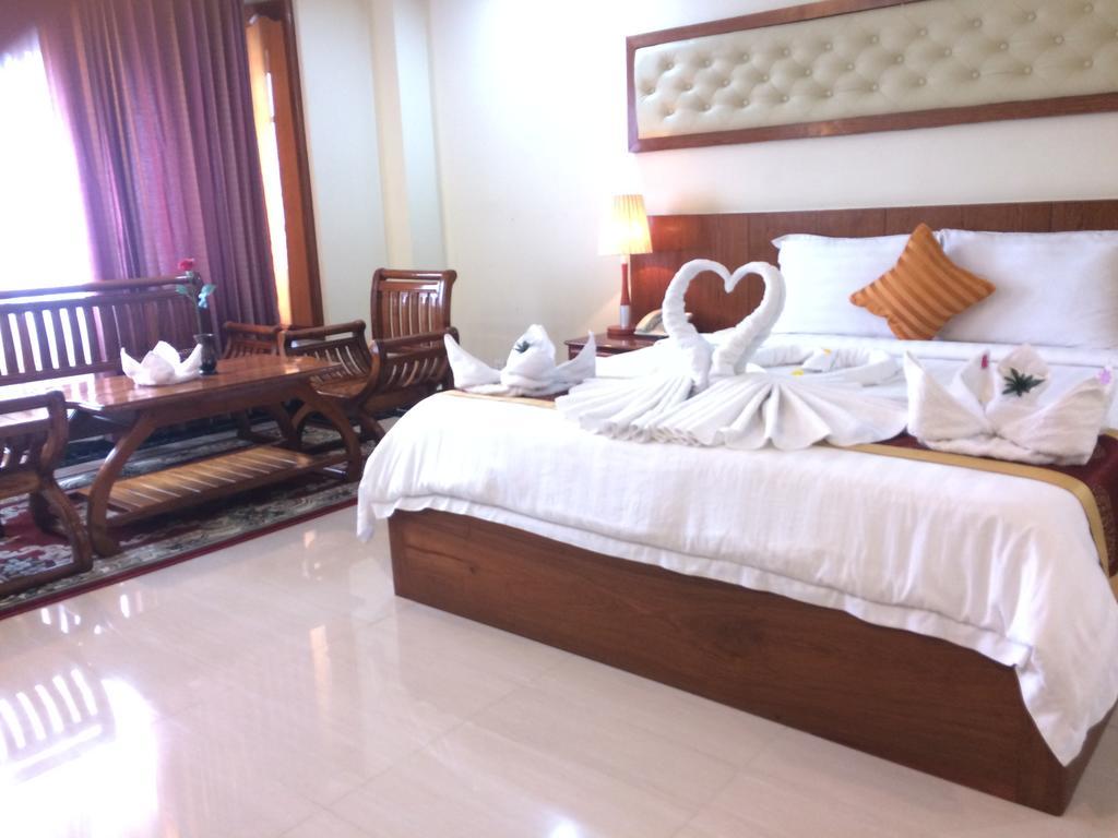 Huang Ting Hotel 金边 外观 照片