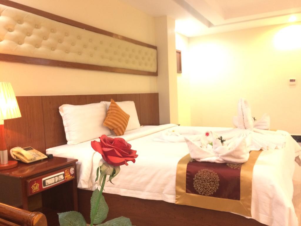 Huang Ting Hotel 金边 外观 照片